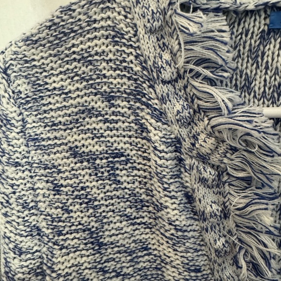 J McLaughlin Blue and White Fringed Blazer - Picture 4 of 7